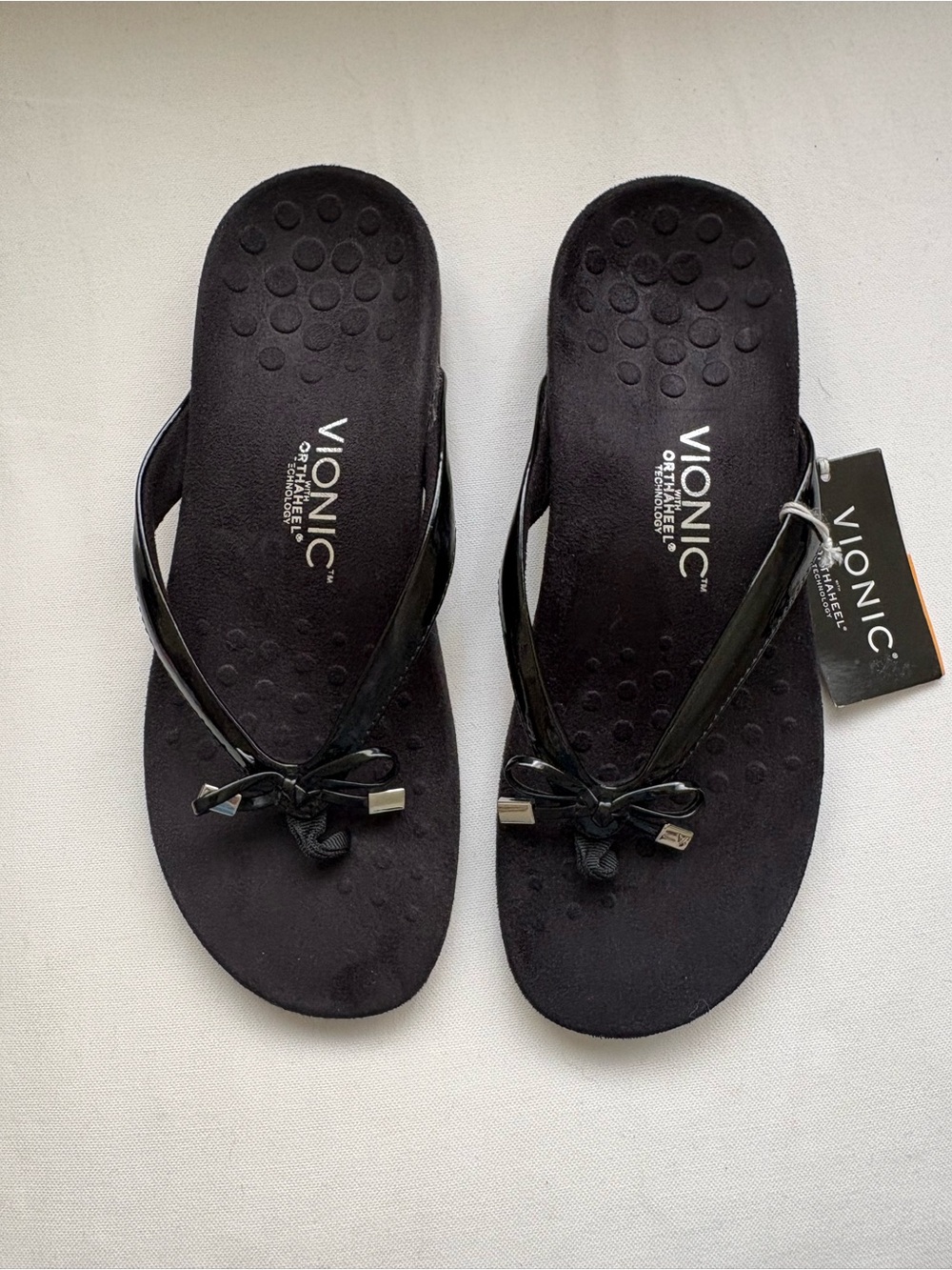 Vionic Orthotic Flip Flop Sandals Black Bow Comfort Thong Sandals Size 8 NWT